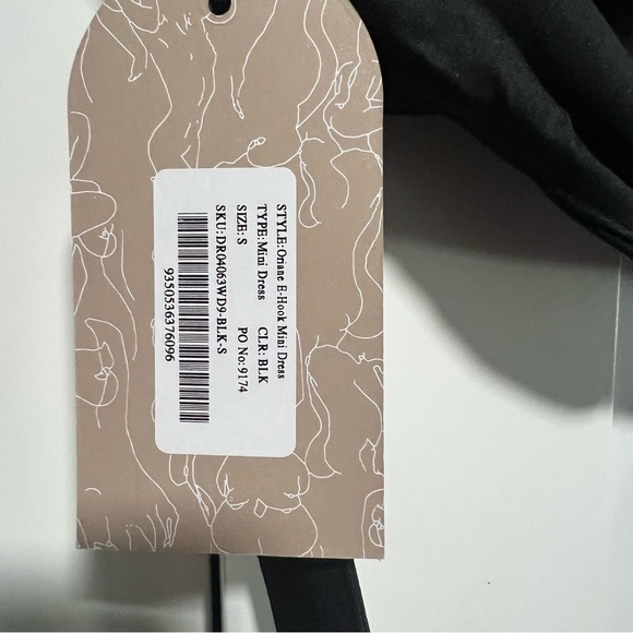 MESHKI ORIANE
E-Hook Mini Dress - Black, New with Tags - Picture 7 of 7